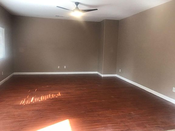 3rd image of 14660 Hondo Dr