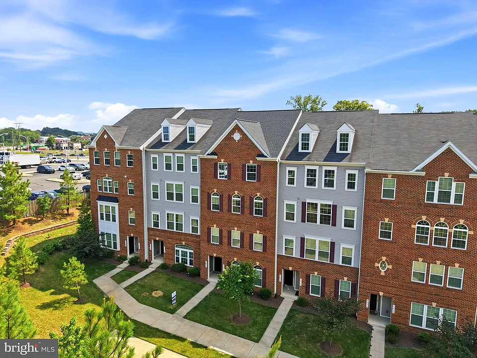3634 Briarwood Dr