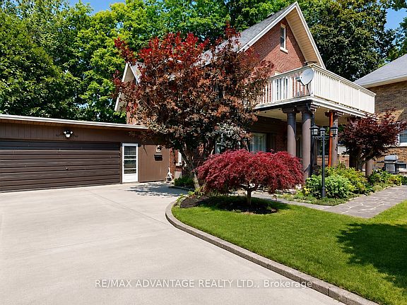 5th image of 4 Farley Pl