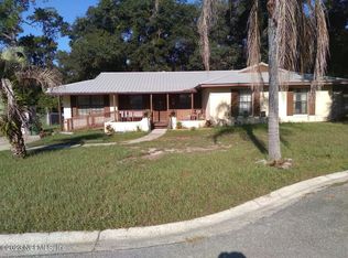 2010 Maplewood Dr, Palatka, FL 32177