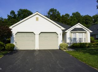 48 Ivy Hill Road, Lakewood, NJ 08701