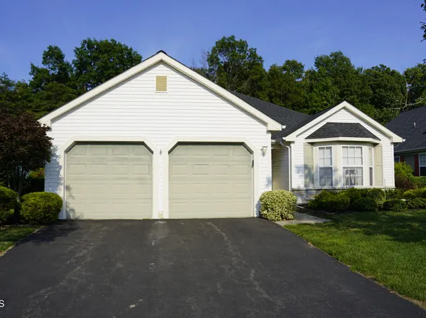 48 Ivy Hill Road, Lakewood, NJ 08701
