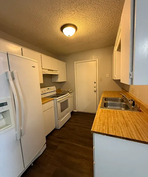 804 Florence Rd #B — Photo 8