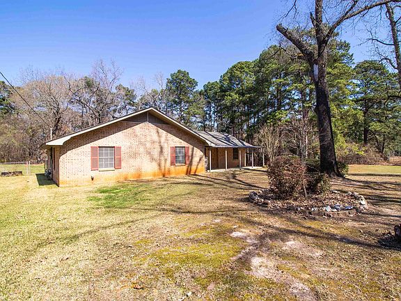 2nd image of 5811 Yarborough Rd