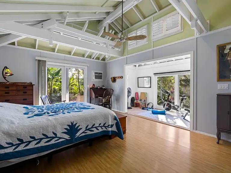 690 E Kuiaha Rd — Photo 8