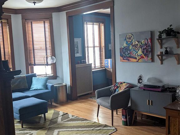 3rd image of 4521 N Rockwell St #2