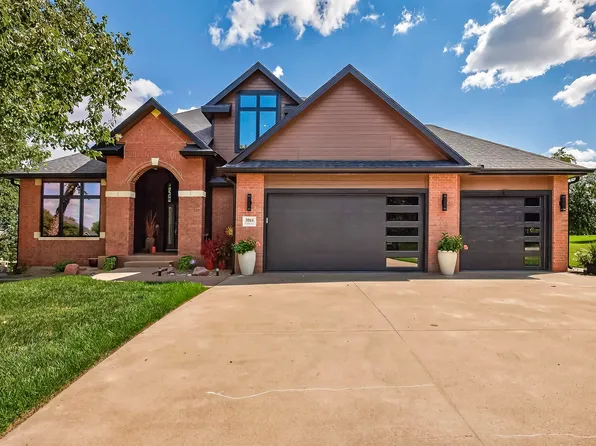 3914 SW Barons Ln, Topeka, KS 66610