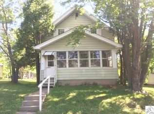 212 W Wisconsin Ave, Gilbert, MN 55741