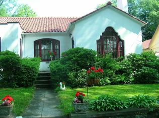 397 Vfw Pkwy #1, Chestnut Hill, MA 02467