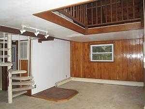 A1316HQ LIVING ROOM