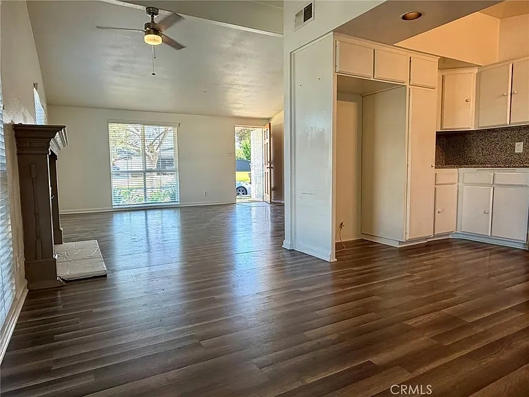 832 S Prospero Dr — Photo 6