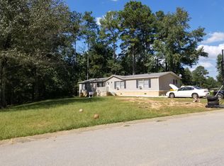 18 Garden Ridge Dr, Carrollton, GA 30116