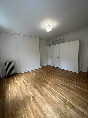 Rented by Peter R. Hungerford, LREB | media 26