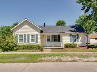 109 W Mulberry St, Jerseyville, IL 62052