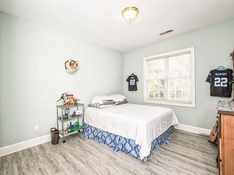 106 Oxmoor Pl — Photo 52