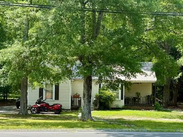 981 Leasburg Rd, Roxboro, NC 27573