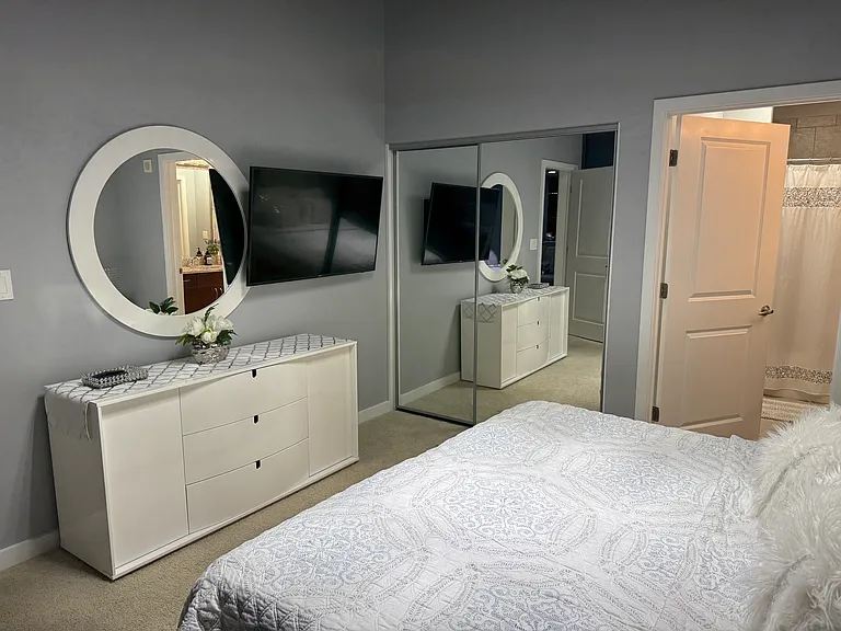 400 W Peachtree St NW #3606 — Photo 9