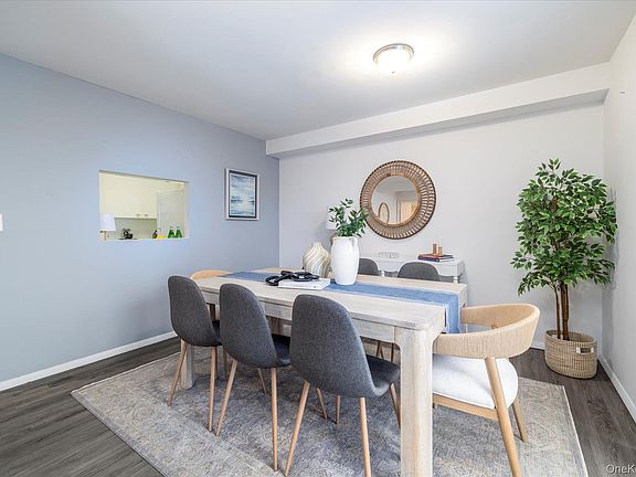 4th image of 2 Richmond Road #4A