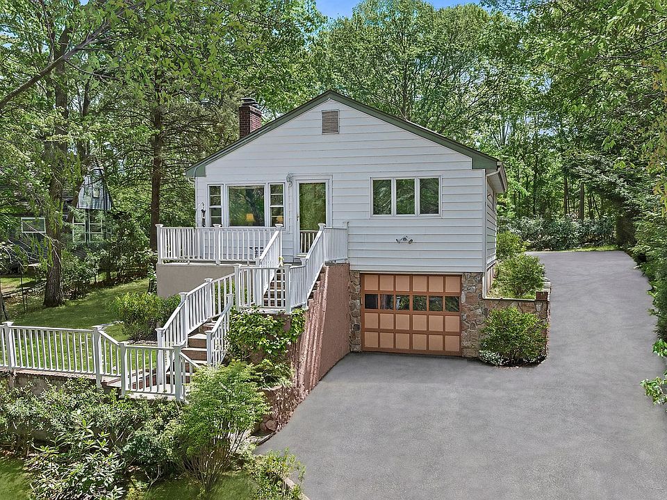 1st image of 45 Wickatuck Dr