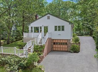 45 Wickatuck Dr, Sag Harbor, NY 11963