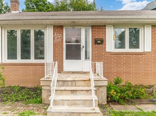 163 Newton Dr, Toronto, ON M2M 2N6