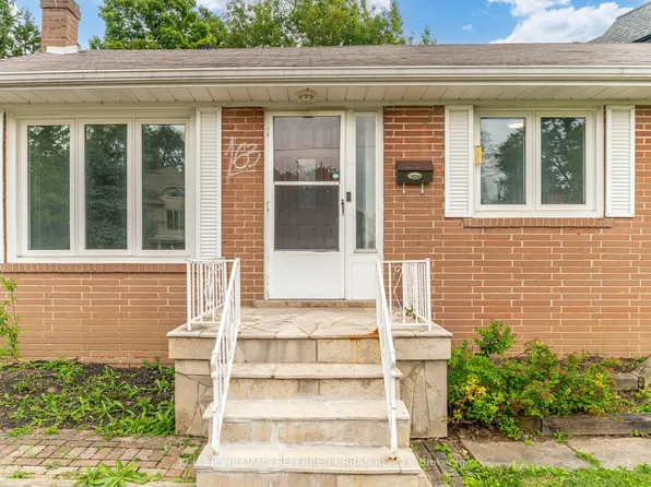 163 Newton Dr, Toronto, ON M2M 2N6