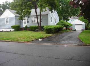 108 Montgomery St, Piscataway, NJ