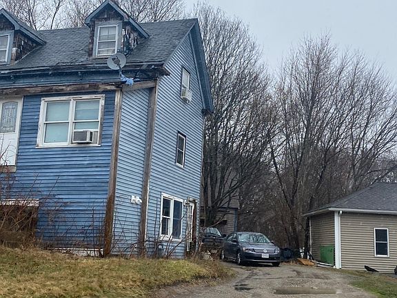 2nd image of 108 South St