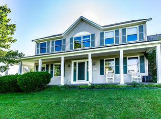 5837 Invincible Dr, Jamesville, NY 13078