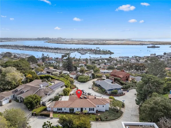 425 Tavara Pl, San Diego, CA 92106