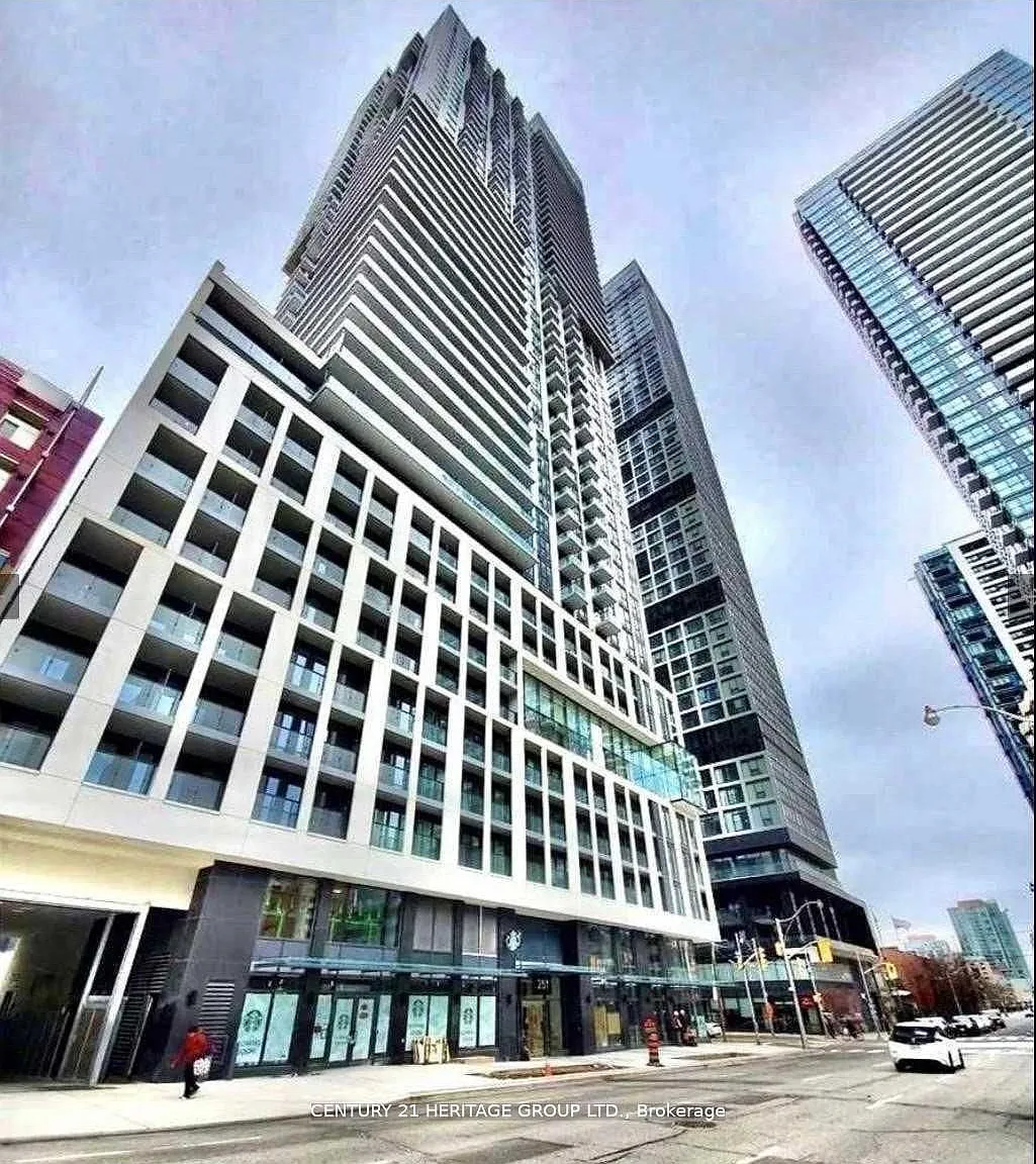 2 bed, $2,600 — Photo 1