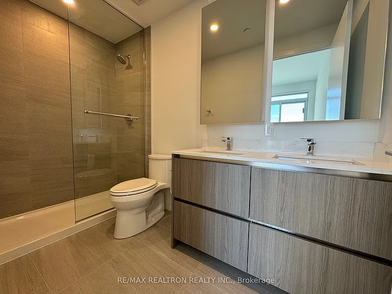 8188 Yonge St #631 — Photo 26