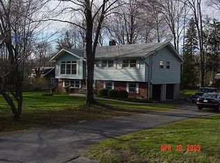 1 Cross Rd, Carmel, NY 10512