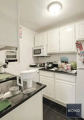 Rented by Bond New York | media 5