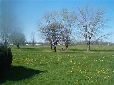 2nd image of 14356 Lagrange Rd
