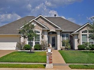 2600 Colony Vista Dr, Bryan, TX 77808