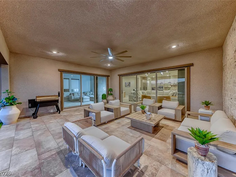 375 Portus Delphini Ct — Photo 36
