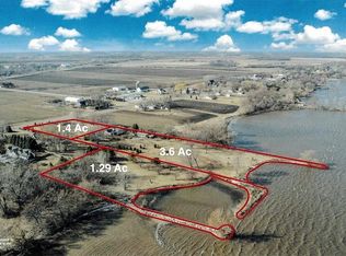 N7671 Lakeshore Dr, Fond Du Lac, WI 54937