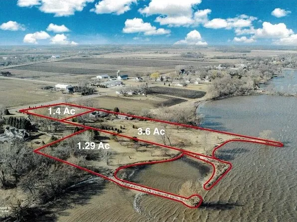 N7671 Lakeshore Dr, Fond Du Lac, WI 54937