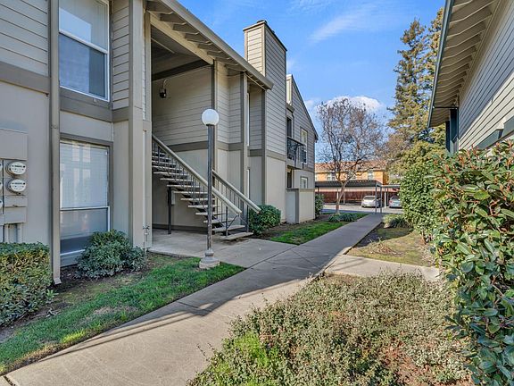 3rd image of 7283 Florin Mall Dr APT 6