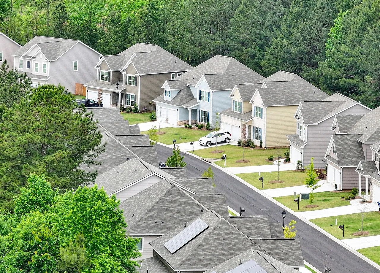 Quinn Residences at Vista Lakes — Photo 1