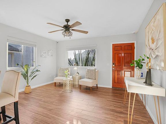 4th image of 909 Pecos St