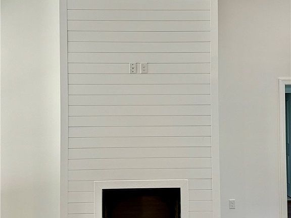 5th image of 11884 Meadowview Dr