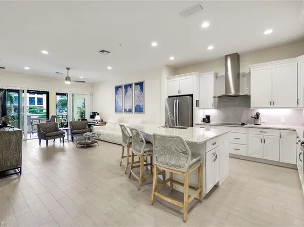 21530 Strada Nuova CIR #205, ESTERO, FL 33928