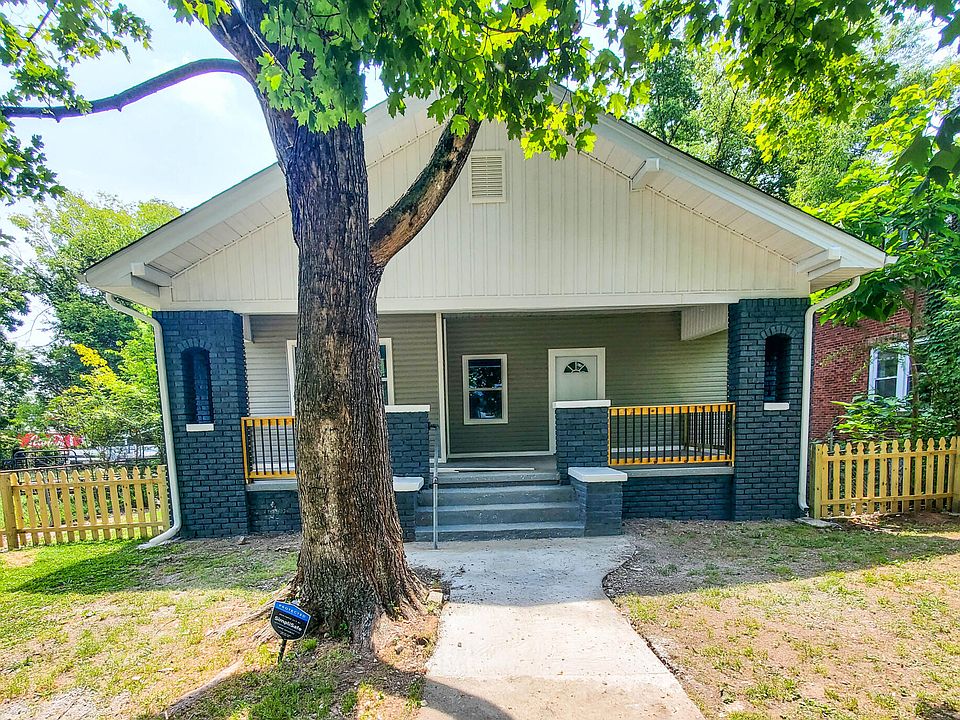 1st image of 2532 E 5th Ave
