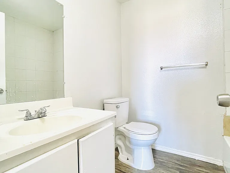 3304 Palm Leaf Cir #2 — Photo 13