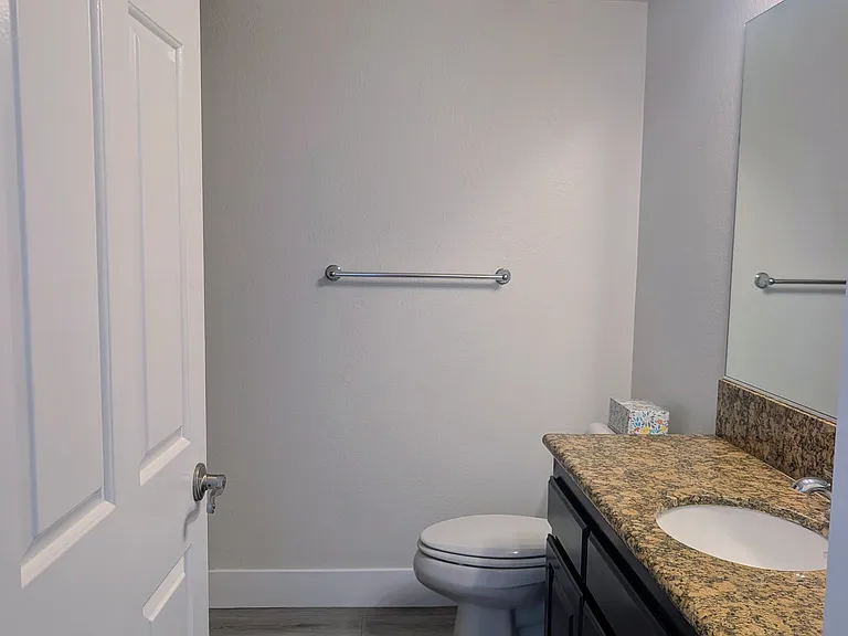 7645 Bay Dr #105 — Photo 18