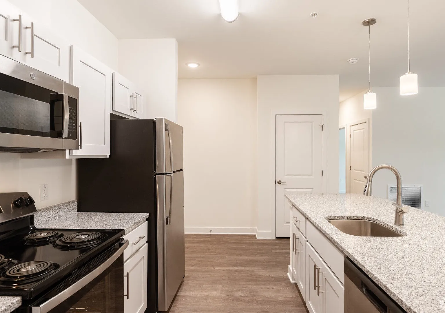 Sherwood Apartment Homes — Photo 1