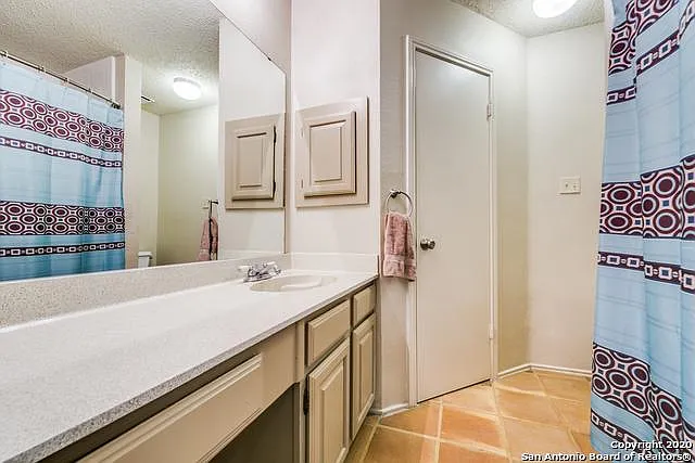6039 John Chapman — Photo 18