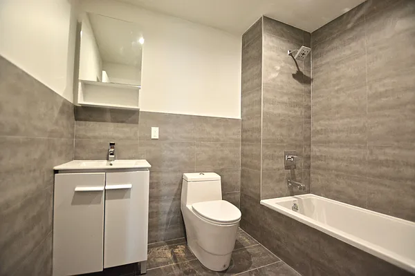 Rented by Makover Group Inc | media 9